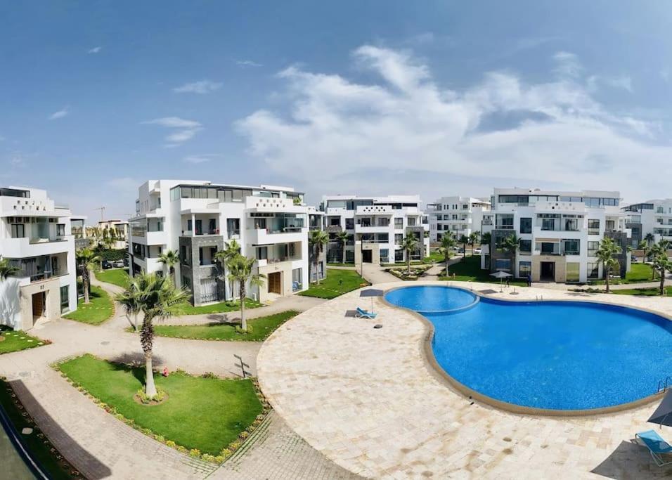 Appartement De Luxe ,Piscine,Parking,Terrasse Agadir Kültér fotó