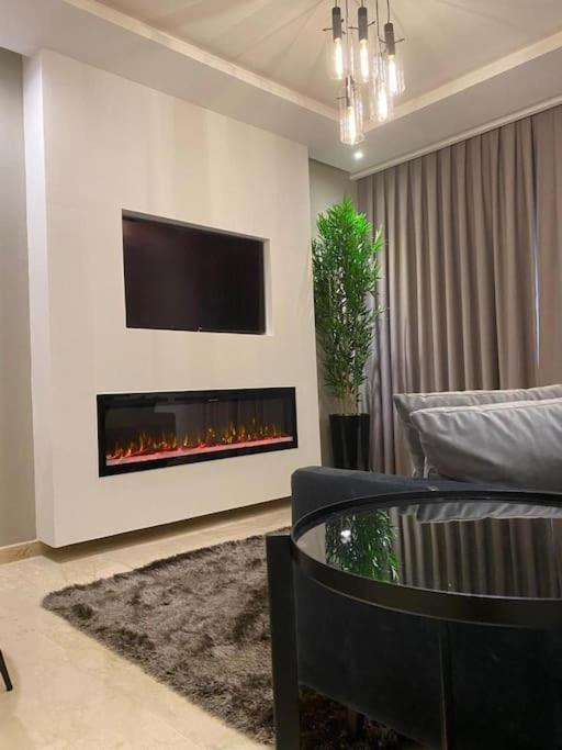 Appartement De Luxe ,Piscine,Parking,Terrasse Agadir Kültér fotó