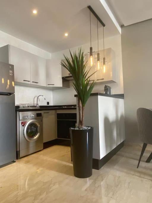Appartement De Luxe ,Piscine,Parking,Terrasse Agadir Kültér fotó